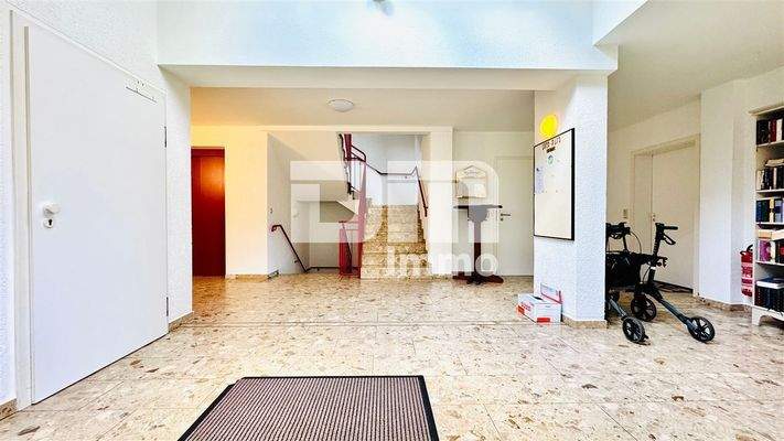 EG Eingangsbereich / Foyer / Zugang Cafe