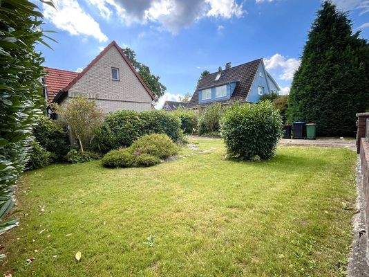 Grundstücksansicht vorn