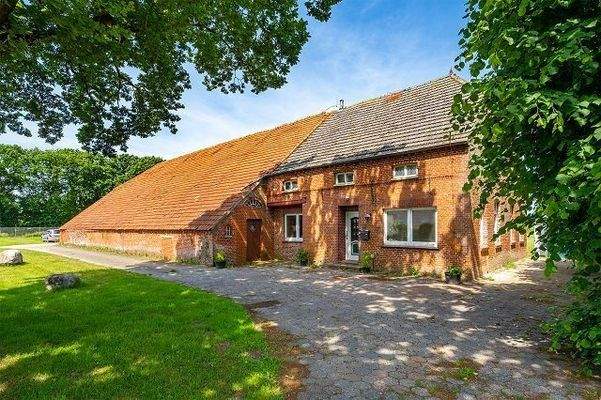 Ansicht zur Straßenseite