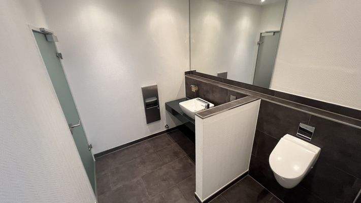 1.OG WC-Anlage Büro