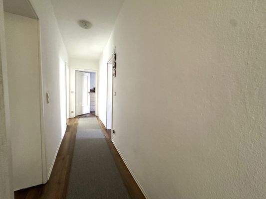 30 flur-2.-og-we-3-mehrfamilienhaus-duderstadt-rkm-immobilienkontor.jpg