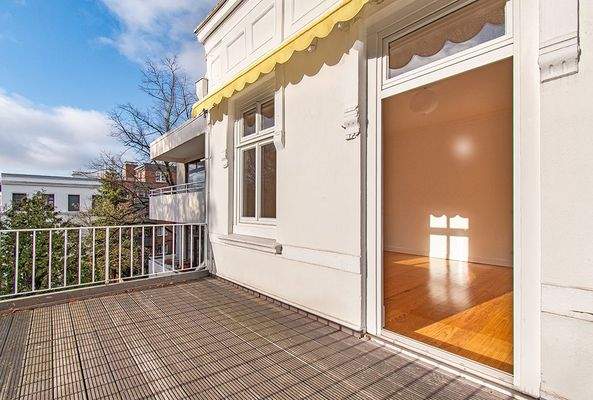 Südbalkon mit Weiblick