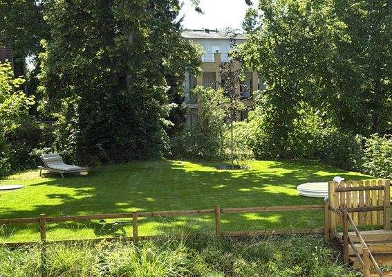 Impression Garten im Sommer