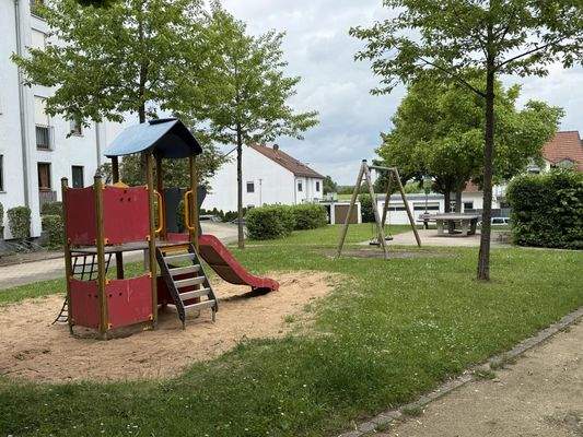 Spielplatz (Ost)