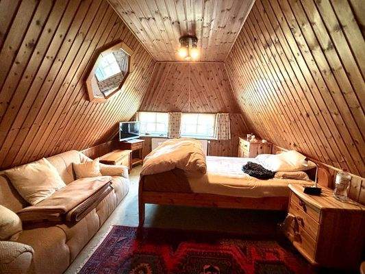 Schafzimmer 2 Dachgeschoss