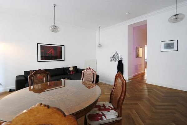 06-apartment787.jpg