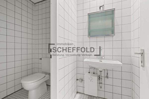 WC Damen mit Vorraum