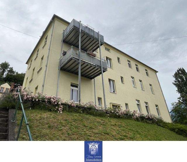 Helle Dachgeschosswohnung mit EBK! - Photo 3