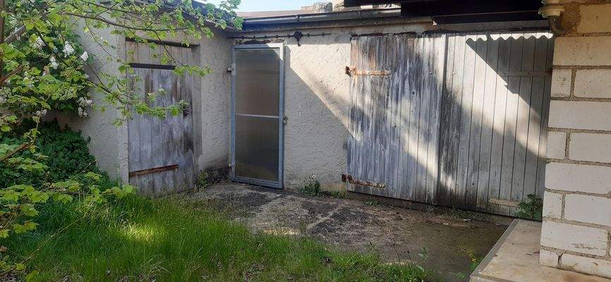 Nebengebäude/Garage