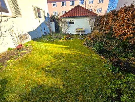 2.5 Garten hinterm Haus 