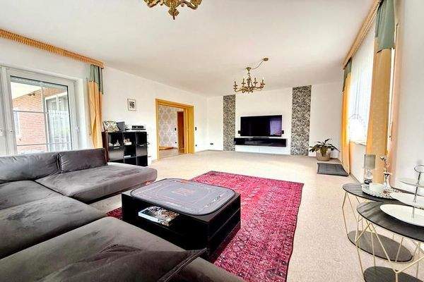 Großzügiges Wohnzimmer