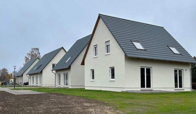 Haus 001 rechts im Vordergrund