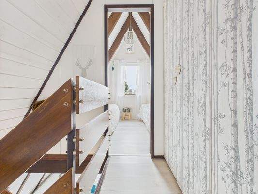 CAM01223G0-PR0125-STILL014