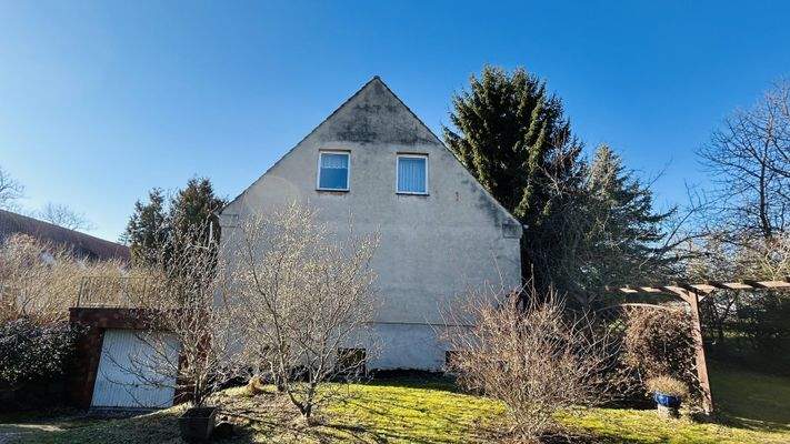 seitliche Gebäudeansicht