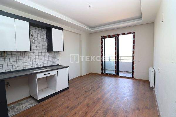 Brand New Affordable Flats in a Stylish Complex in Mersin Tece