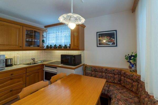 Küchen- und Essbereich