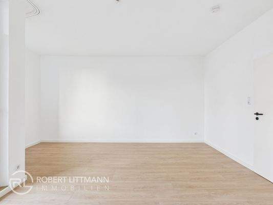 Wohn/Ess/Schlafzimmer