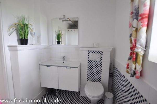 27-Duschbad- WC EG.JPG