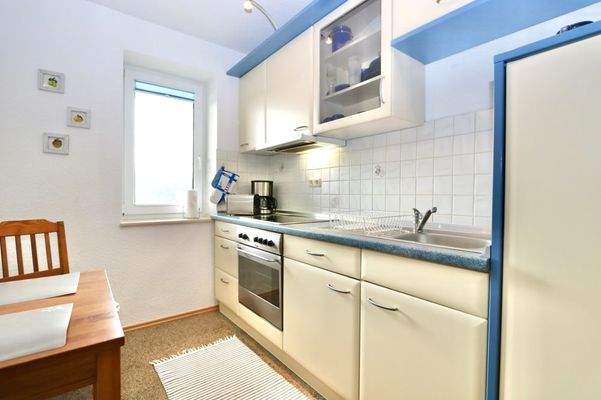 mit kompakter Küche