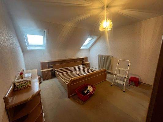 Schlafzimmer mit Dachfenstern