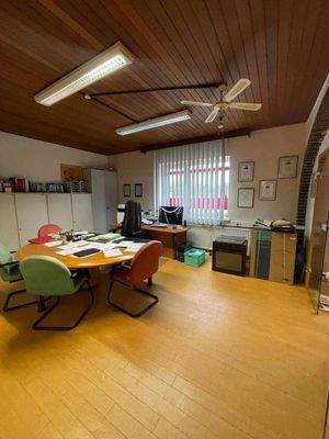 Gewerbeeinheit im Erdgeschoss