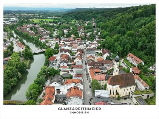 Blick über die Wolfratshauser Altstadt