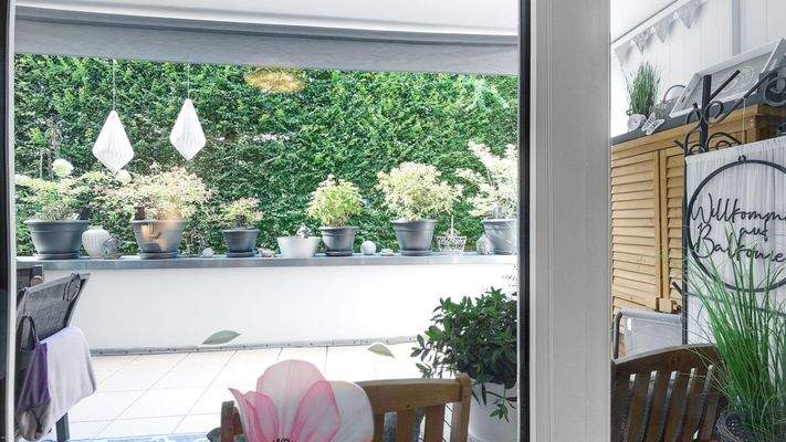 Balkonansicht vom Wohnzimmer
