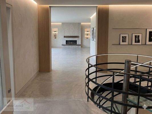 KI MUSTERFOTO Treppenhaus