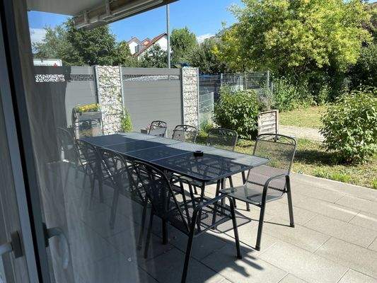 Gemeinschafts-Terrasse EG