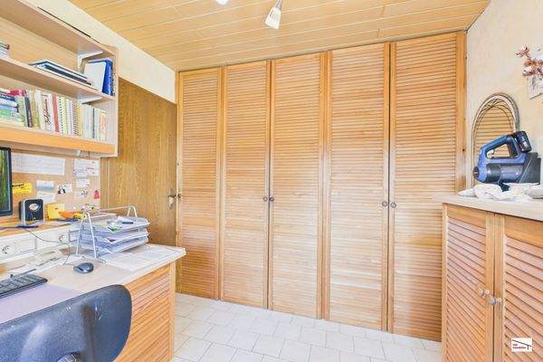 Kinder-/Arbeitszimmer EG