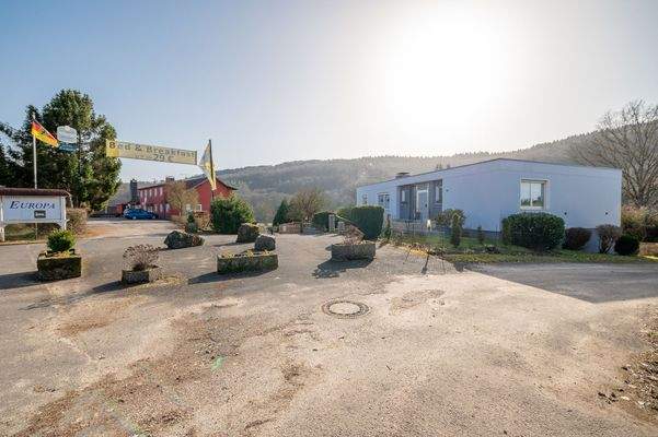 Bornweg 15/16 – 54668 Holsthum