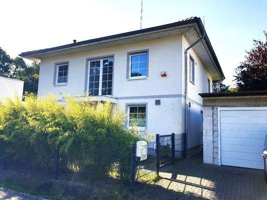 Vorderseite Stadtvilla