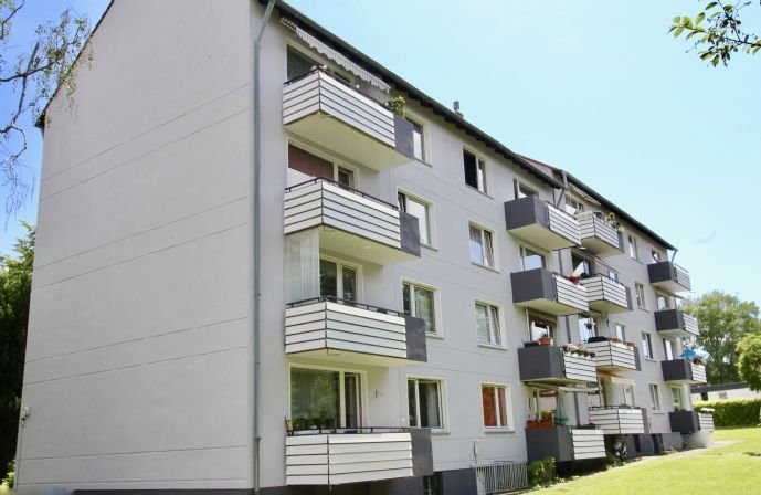 Privatverkauf gepflegtes 8 Parteien-Mehrfamilienhaus in