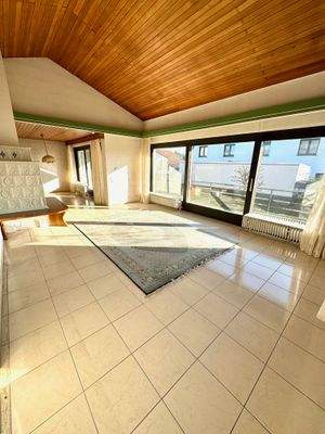 C4 Wohnzimmer Bild 2.jpg