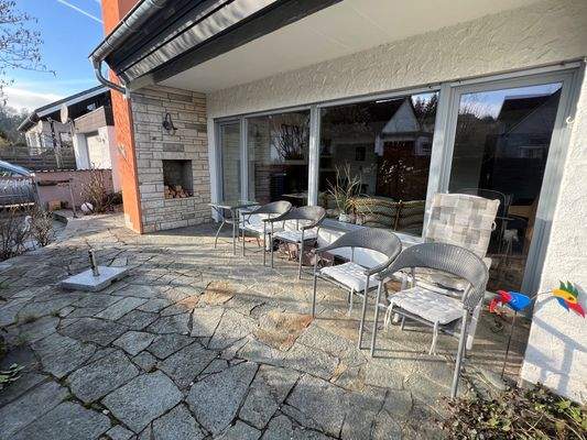 Südterrasse mit Außenkamin