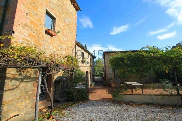 Wunderschönes Anwesen in grüner Umgebung in Montaione - Toskana