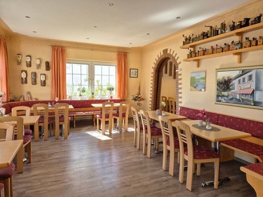 .Hauptgastraum Café.jpg