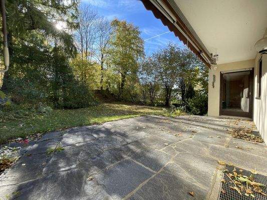 mit sonniger Südterrasse