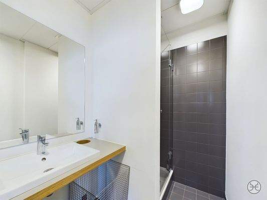 Eden-Ehbrecht-Immobilien_Vermietung_Büro_Alter-Stadthafen_017