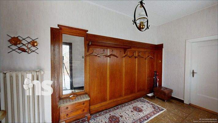 Eingang mit großer Garderobe