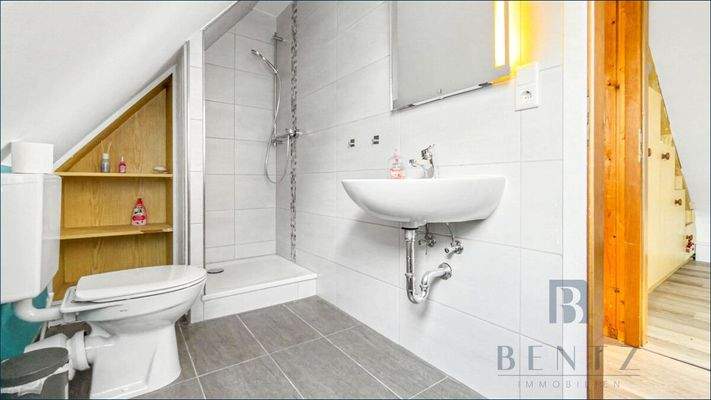 Badezimmer Dachgeschoss