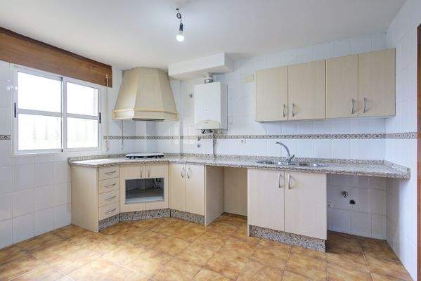 CASA CALLE SANTA CRUZ 94  0014-min.jpg