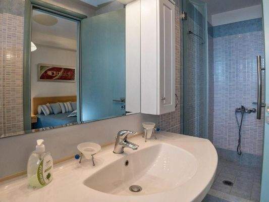 Kreta, Roussospiti: Einzigartige Villa mit separatem Apartment auf großem Grundstück mit Pool zu verkaufen