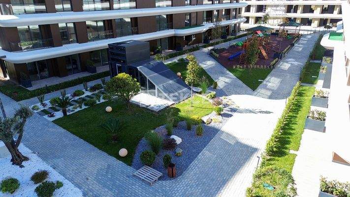 Flats with Attractive Prices in Mixed Use Complex in Yalova