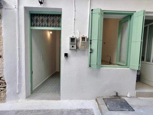 Kreta, Kritsa: Renovierte Wohnung mit Balkon zu verkaufen