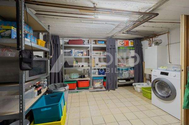 Gepflegter Vorratsraum im Keller