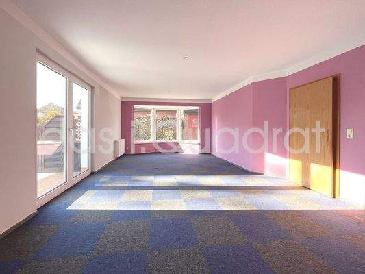 Wohnzimmer mit Terrasse