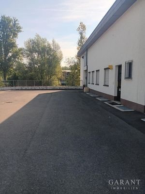 GewerbeflÃ¤che mit StellplÃ¤tze - Teil 1