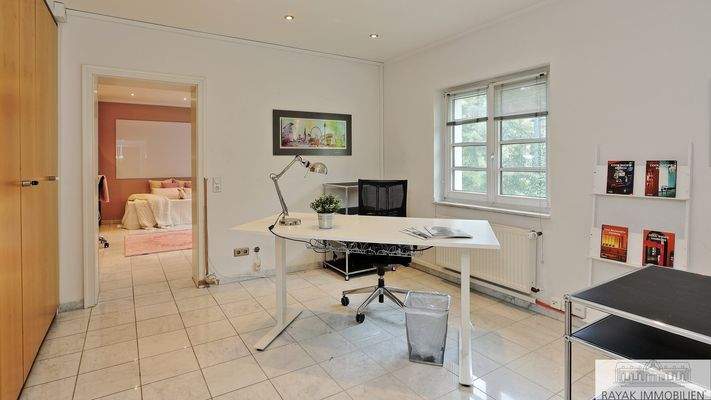 Arbeitszimmer