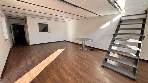 Staufenberg Halle, Staufenberg Hallenfläche